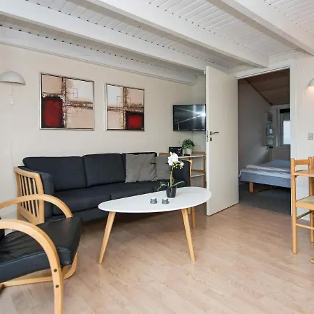 Lxxiii Semesterbostad